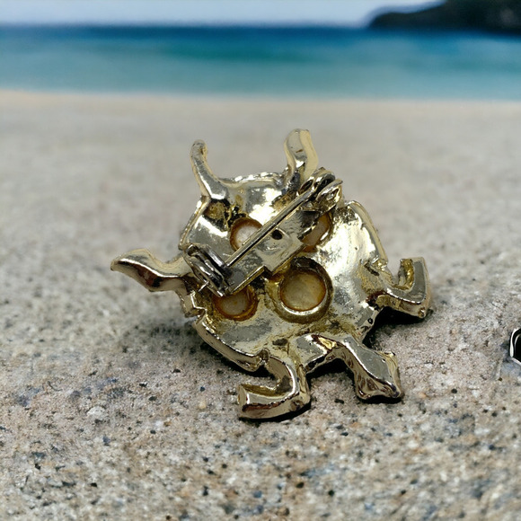 Vintage 1960's Sea Turtle Terrapin Mini Brooch Scatter Pin MOP Shell Mid Century - Picture 2 of 3